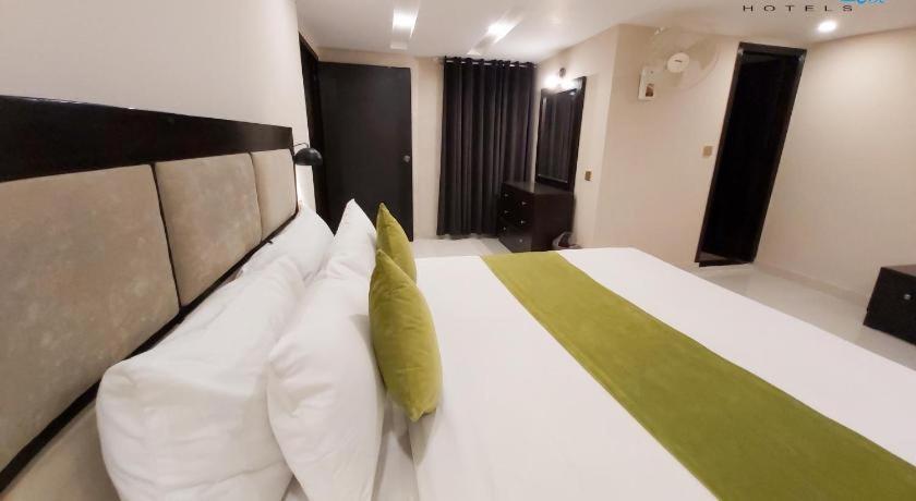 Hotel Mairona Gulberg Lahore Eksteriør billede