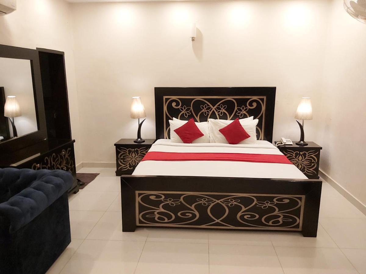 Hotel Mairona Gulberg Lahore Eksteriør billede