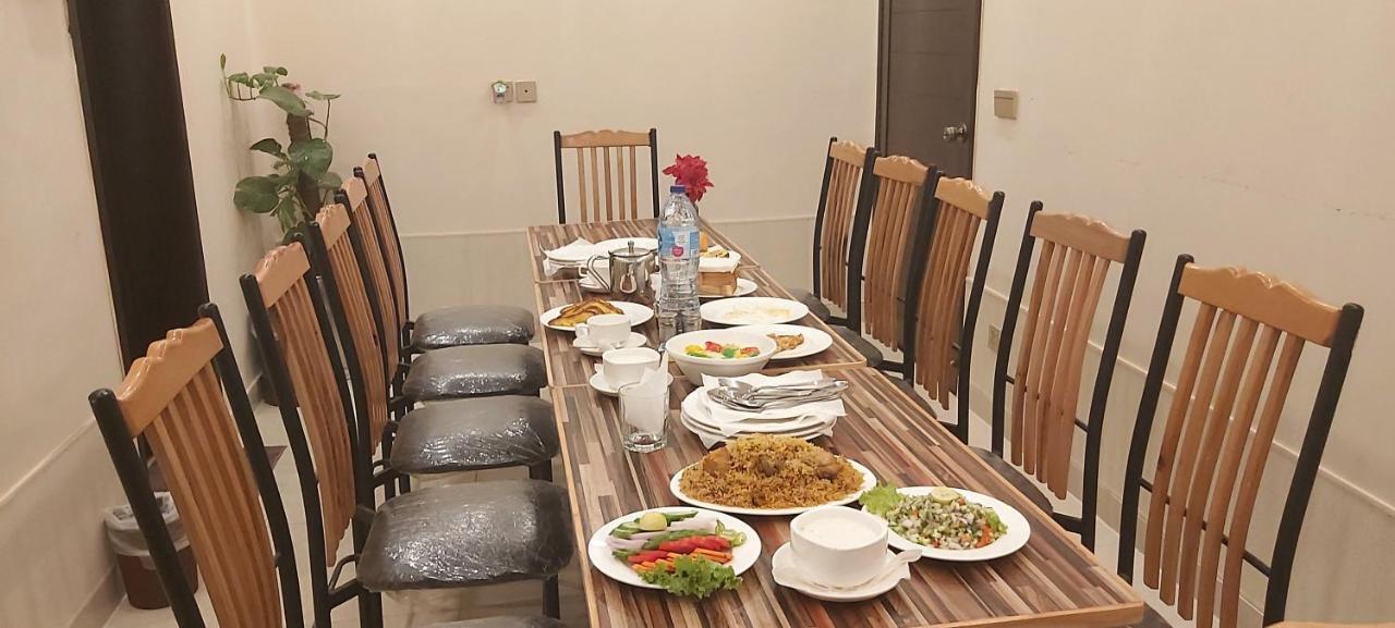 Hotel Mairona Gulberg Lahore Eksteriør billede